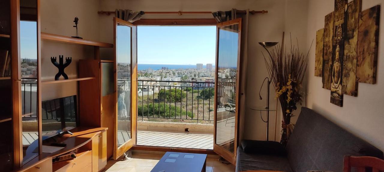 Costa Blanka Resident Apartman Torrevieja Eksteriør bilde