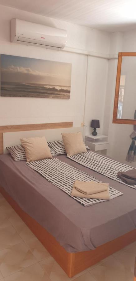 Costa Blanka Resident Apartman Torrevieja Eksteriør bilde