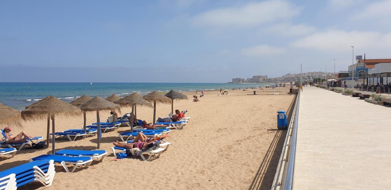 Costa Blanka Resident Apartman Torrevieja Eksteriør bilde