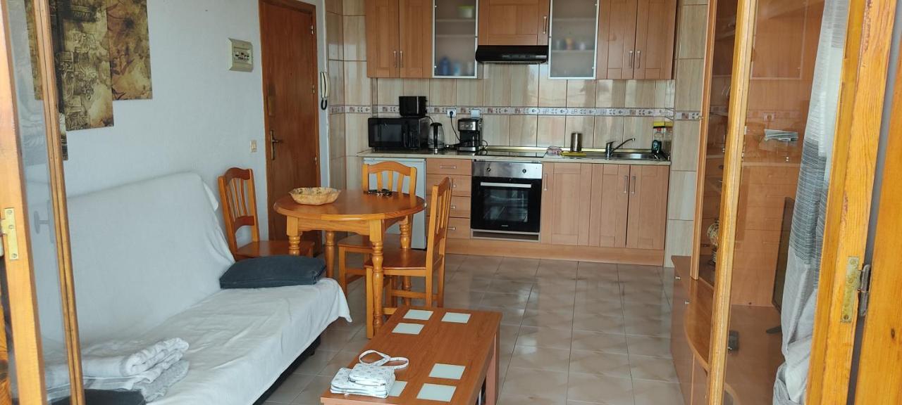 Costa Blanka Resident Apartman Torrevieja Eksteriør bilde